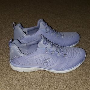 NWOT Periwinkle Skechers Virtue Washable Mesh Slip-On Bungee Sneakers